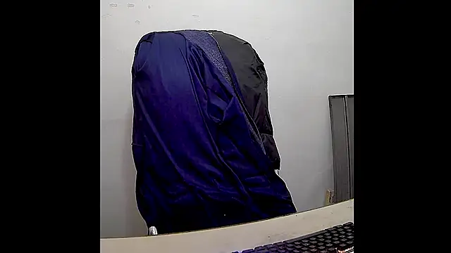 ReyDeBotones online show from March 10, 10:36 pm