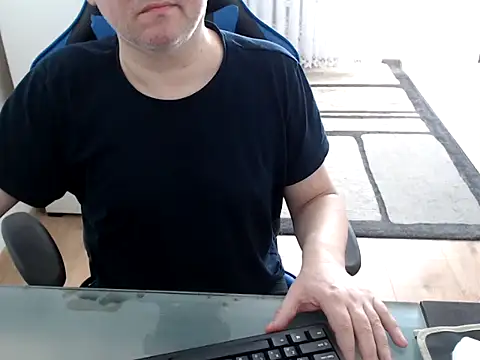 Snapshot of ruplumber chatting on February 20, 9:22 am ruplumber online show from February 20, 9:22 am