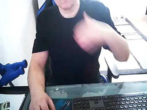 Snapshot of ruplumber chatting on March 11, 11:44 am ruplumber online show from March 11, 11:44 am