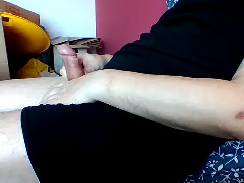 Snapshot of ruplumber chatting on March 22, 6:11 am ruplumber online show from March 22, 6:11 am