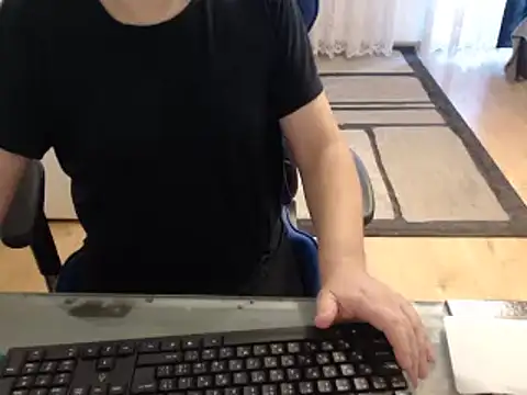 Snapshot of ruplumber chatting on February 18, 6:37 am ruplumber online show from February 18, 6:37 am