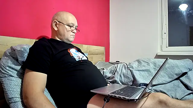 Snapshot of ruplumber chatting on November 2, 3:33 am ruplumber online show from November 2, 3:33 am