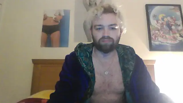 Snapshot of Aquaca1910 chatting on February 4, 7:55 pm Aquaca1910 online show from February 4, 7:55 pm