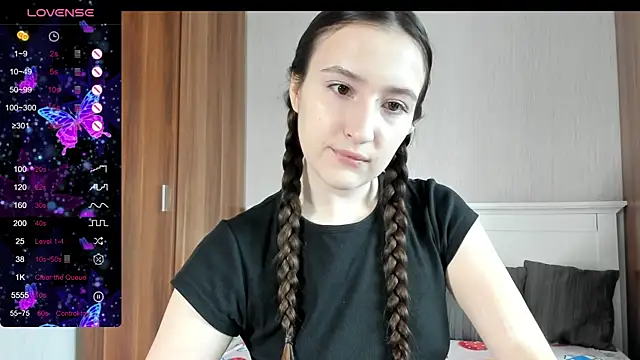 Snapshot of Cute__Nana chatting on September 29, 6:20 am Cute Nana online show from September 29, 6:20 am