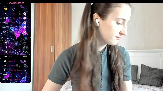 Cute  Nana online show from November 2, 4:06 am