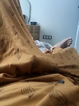 legolasleo online show from October 26, 7:20 am