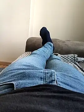 legolasleo online show from March 19, 6:14 am