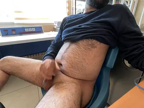 legolasleo online show from October 28, 8:57 am