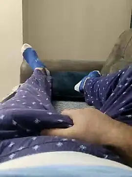 legolasleo online show from March 10, 4:57 pm