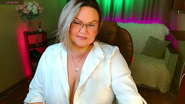 Snapshot of Vivien__wet chatting on September 23, 11:06 am Vivien wet online show from September 23, 11:06 am
