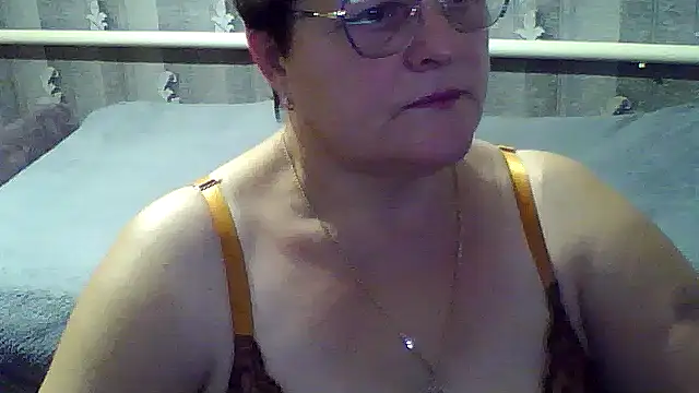 ElzaJewel online show from November 8, 5:27 pm