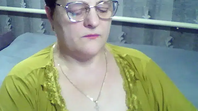 ElzaJewel online show from February 10, 7:46 pm