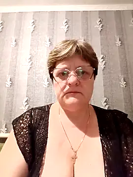 ElzaJewel online show from April 28, 9:52 pm