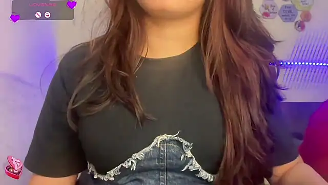 Snapshot of EZ_shuvani chatting on September 30, 6:14 pm EZ shuvani online show from September 30, 6:14 pm