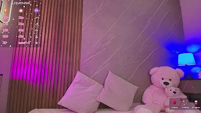 ariana jhonson1 online show from March 26, 12:25 pm