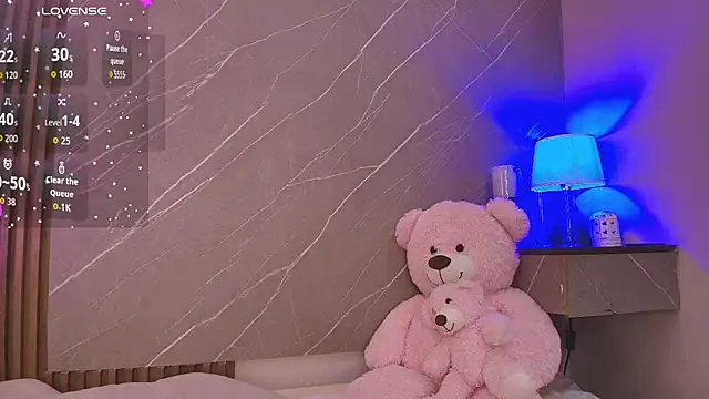 Snapshot of ariana_jhonson1 chatting on June 26, 11:16 am ariana jhonson1 online show from June 26, 11:16 am