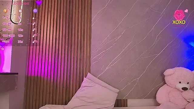 ariana jhonson1 online show from April 15, 12:21 pm