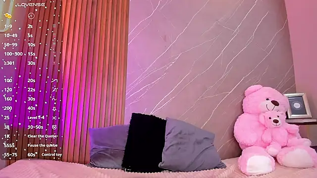 ariana jhonson1 online show from September 10, 12:37 pm