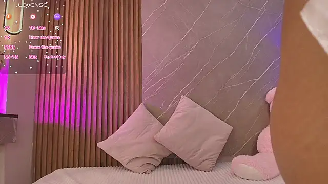 ariana jhonson1 online show from March 16, 12:31 pm