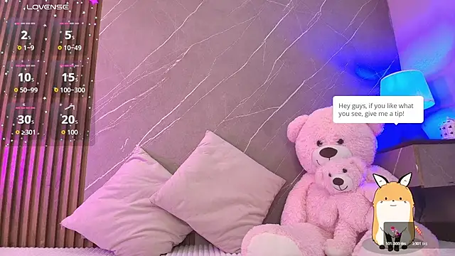 Snapshot of ariana_jhonson1 chatting on January 17, 12:20 pm ariana jhonson1 online show from January 17, 12:20 pm