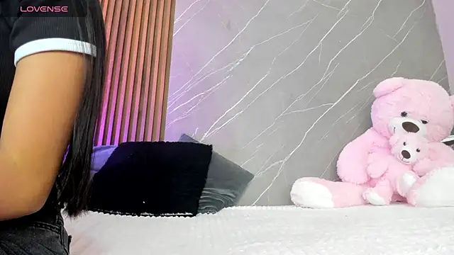 ariana jhonson1 online show from October 1, 12:31 pm