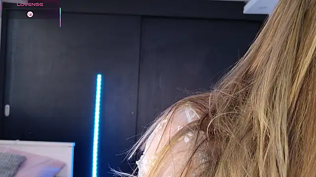 yourdream 6 online show from February 11, 7:36 pm