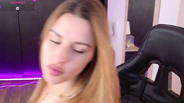 yourdream 6 online show from February 24, 6:09 pm