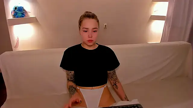 YourMegan online show from October 27, 7:59 pm