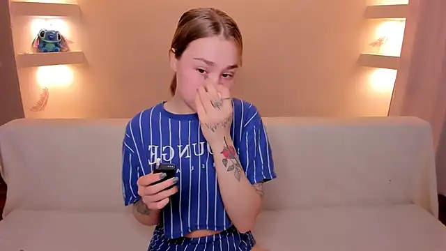 YourMegan online show from November 16, 5:39 pm