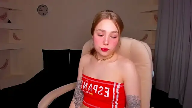 YourMegan online show from December 14, 6:35 pm