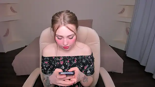 YourMegan online show from December 18, 6:45 pm