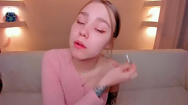 YourMegan online show from November 13, 5:39 pm