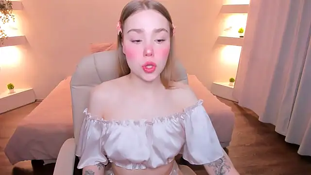 YourMegan online show from March 26, 7:45 pm