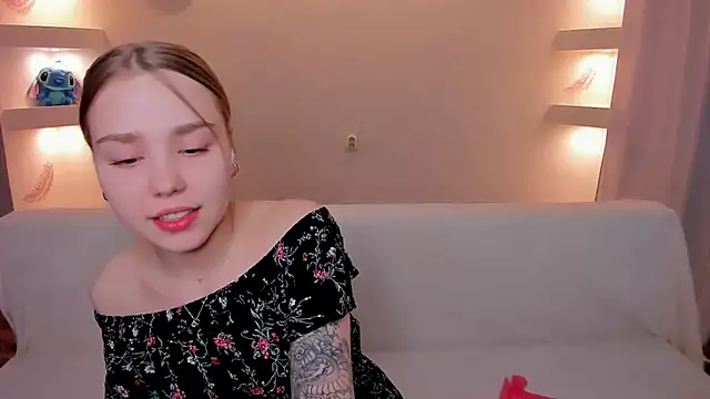 YourMegan online show from November 14, 7:50 pm