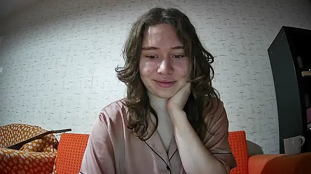 girliemilk online show from January 9, 2:29 am