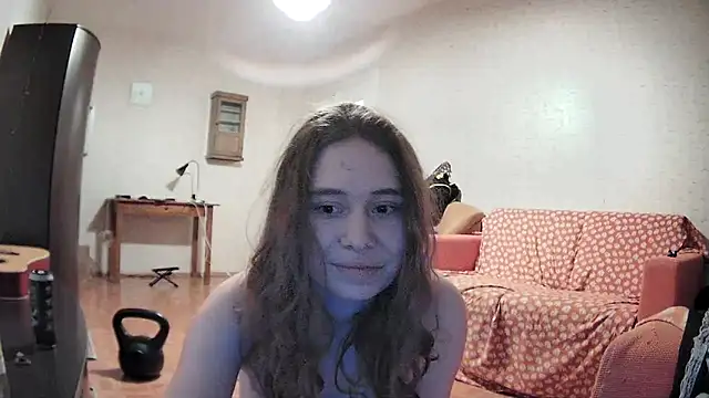 Snapshot of girliemilk chatting on February 21, 5:20 pm girliemilk online show from February 21, 5:20 pm