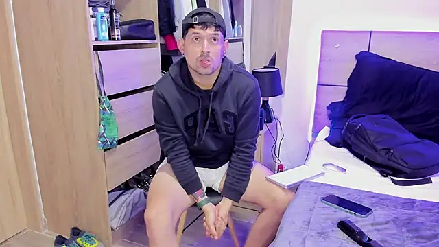 ILoveNYStyle online show from March 11, 12:54 am