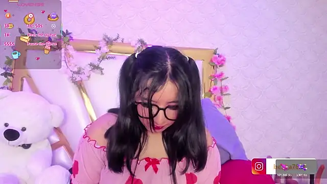 BeccaMathew online show from October 29, 1:15 am