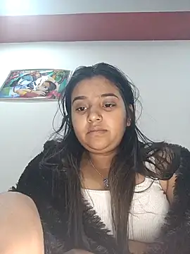 RAYI 01 online show from February 8, 8:21 pm