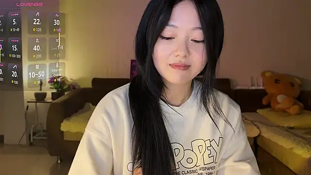 nanaliu6 online show from October 2, 1:36 pm