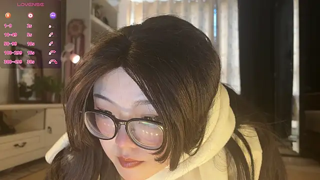 nanaliu6 online show from November 28, 2:12 am