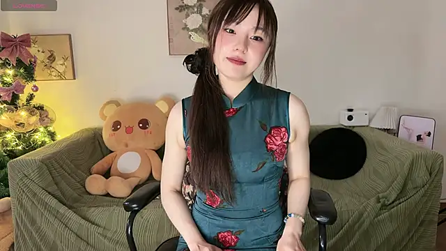nanaliu6 online show from June 12, 6:11 am