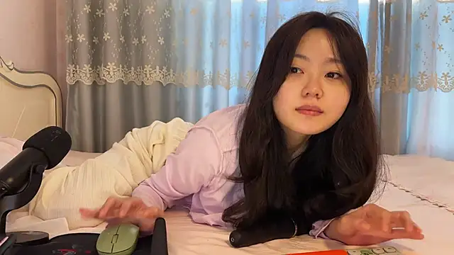 nanaliu6 online show from November 11, 2:17 am