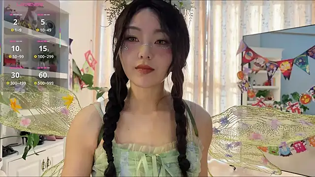 nanaliu6 online show from October 26, 8:48 am