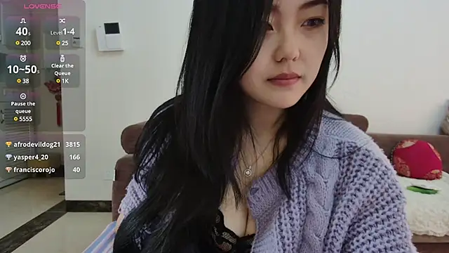 nanaliu6 online show from March 17, 6:51 am