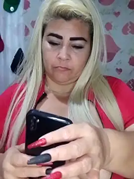 BonniAdams online show from December 3, 1:28 am