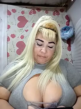 BonniAdams online show from February 6, 8:27 pm