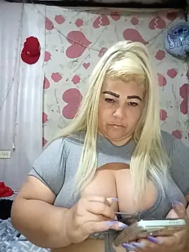 BonniAdams online show from April 13, 5:00 am