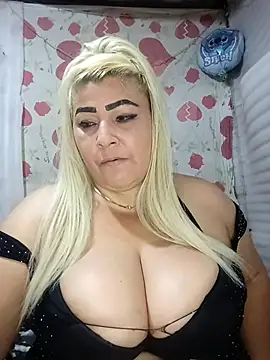 BonniAdams online show from March 18, 10:43 pm