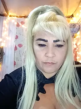 BonniAdams online show from February 23, 12:45 am